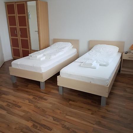 Hotel Kriftelerhof Екстер'єр фото